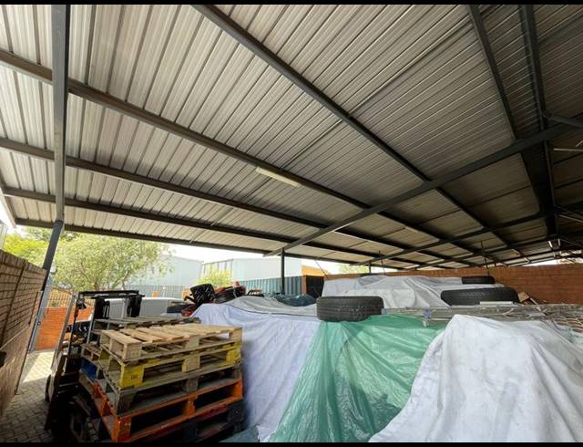 INDUSTRIAL PROPERTY TO RENT IN HENNOPSPARK